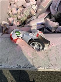 発火したスプレー缶